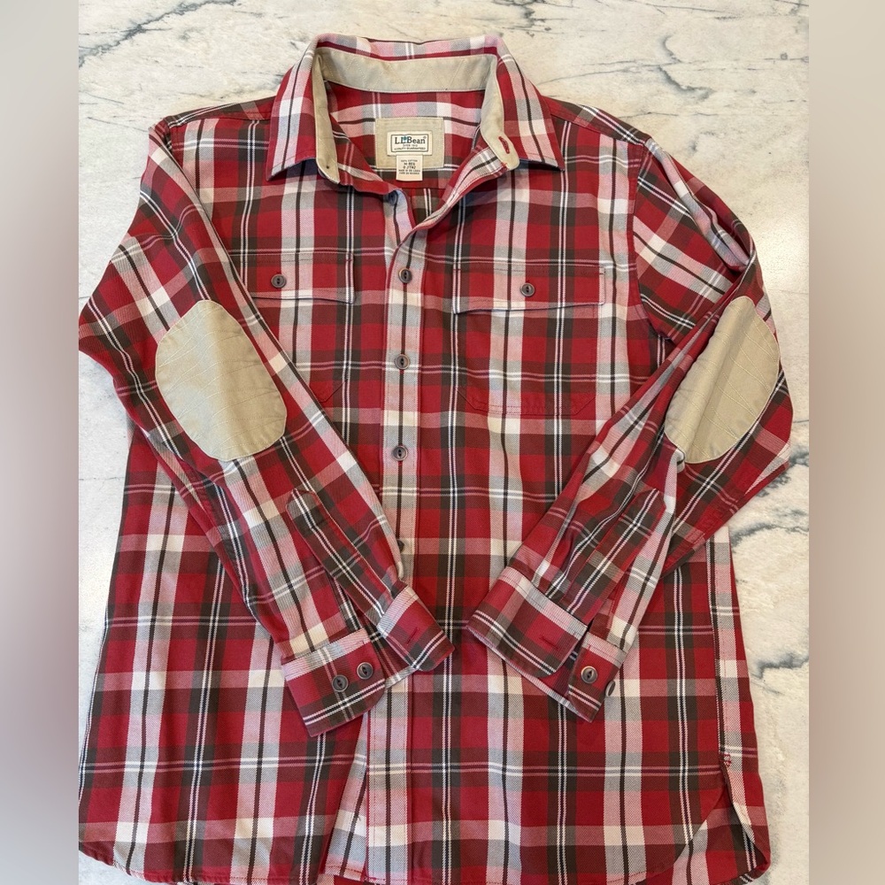 L.L.Bean Men’s Button-Down Shirt Regular Fit Plaid Red Elbow Patches
